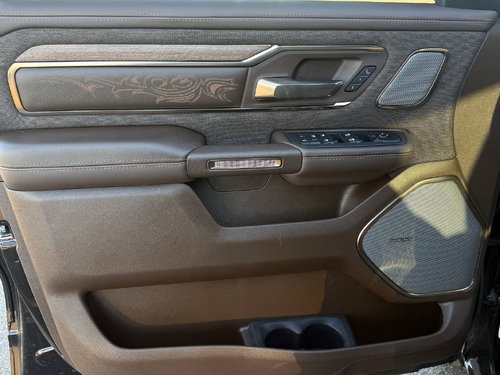 Used 2026 RAM 1500 Limited AWD/4WD image 10
