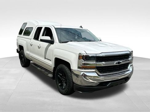 Used 2019 Chevrolet Silverado 1500 LT AWD/4WD image 1