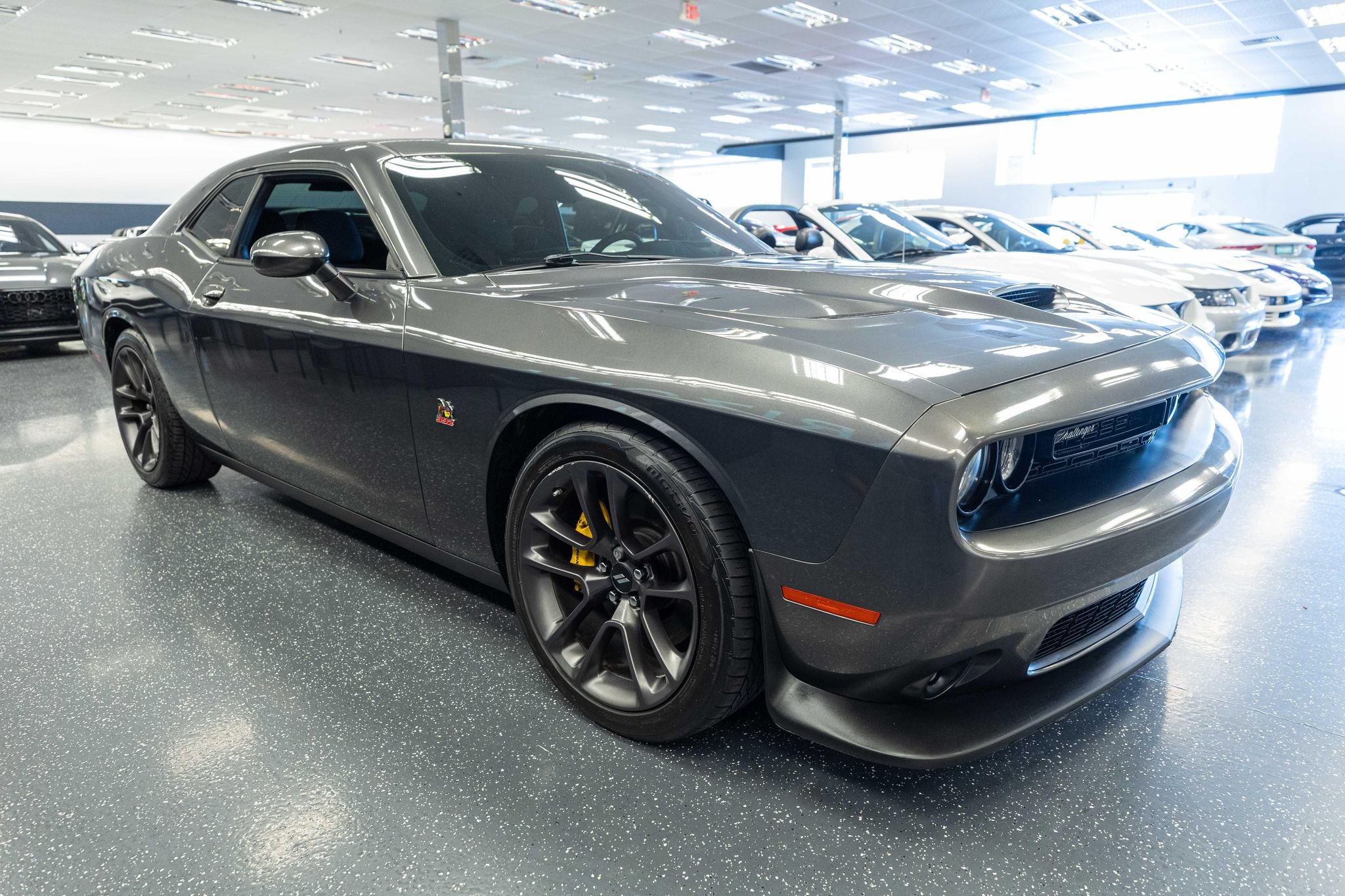 Used 2020 Dodge Challenger R/T Scat Pack RWD image 4