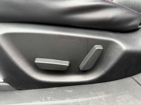 Used 2014 MAZDA MAZDA3 i Grand Touring image 23