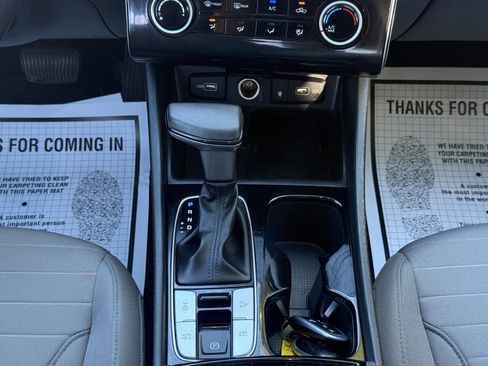 Used 2022 Hyundai Santa Cruz SEL w/ Activity Package image 14