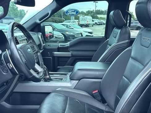 Used 2019 Ford F150 Raptor w/ Equipment Group 802A Luxury AWD/4WD image 26