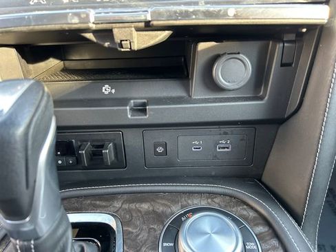 Used 2024 Nissan Armada Platinum w/ Cargo Package image 23