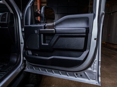 Used 2021 Ford F250 Lariat w/ Lariat Ultimate Package image 36