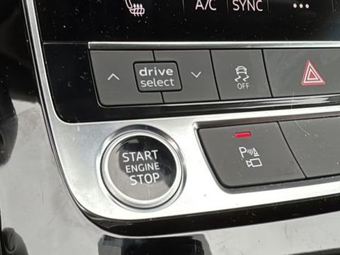 Used 2022 Audi Q7 3.0T Premium Plus image 29