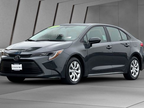 Used 2024 Toyota Corolla LE image 8