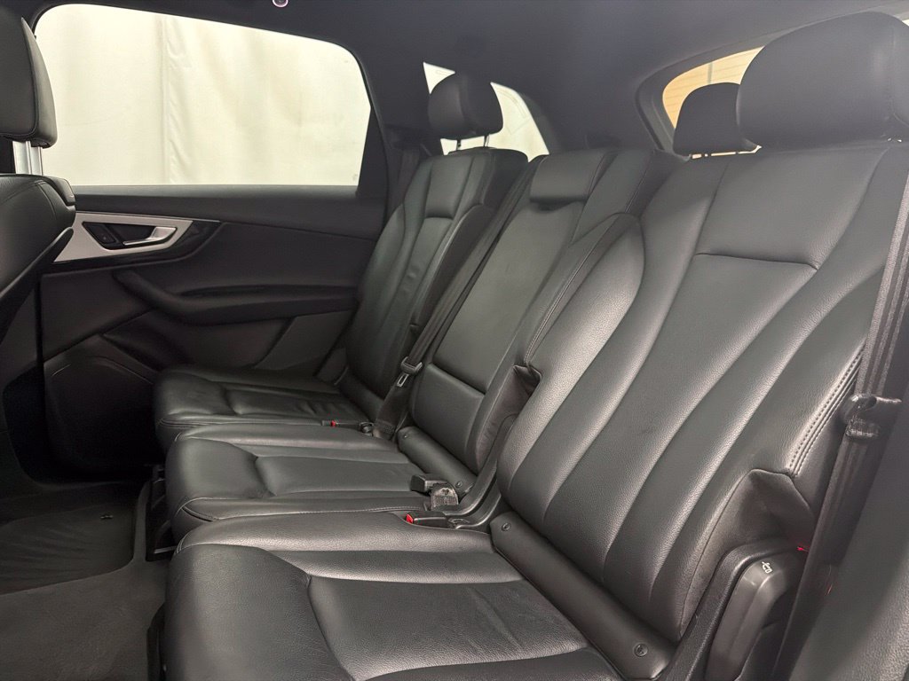 Used 2019 Audi Q7 2.0T Premium w/ Convenience Package AWD/4WD image 25