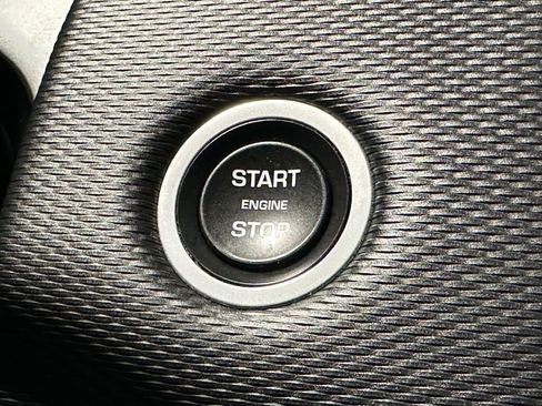 Used 2021 Land Rover Discovery Sport S R-Dynamic AWD/4WD image 16