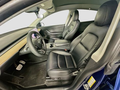 Used 2022 Tesla Model Y Performance AWD/4WD image 13