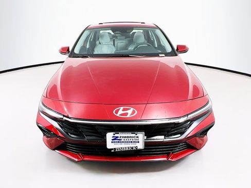 New 2025 Hyundai Elantra Limited image 2