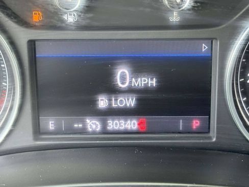 Used 2023 Buick Enclave Essence w/ Experience Buick Package AWD/4WD image 14