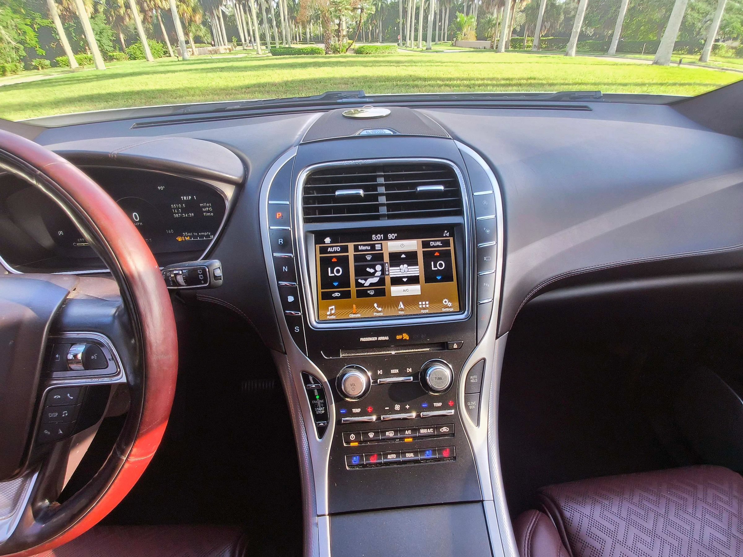 Used 2019 Lincoln Nautilus Black Label AWD/4WD image 10