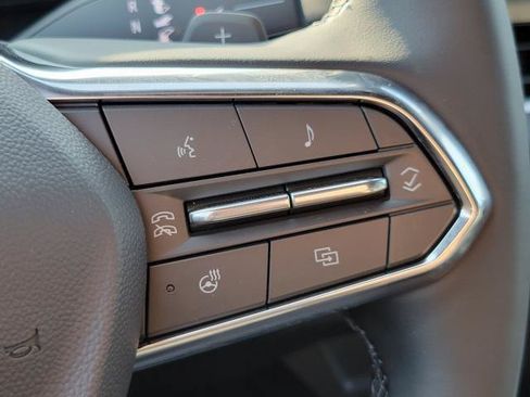 New 2027 Chevrolet Equinox LT w/ Convenience Package II AWD/4WD image 17