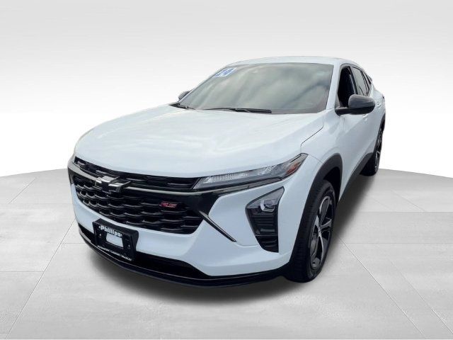 Certified 2024 Chevrolet Trax RS w/ Driver Confidence Package FWD image 2