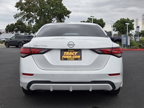 Used 2025 Nissan Sentra SV FWD image 5