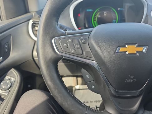 Used 2017 Chevrolet Volt LT w/ Comfort Package image 28