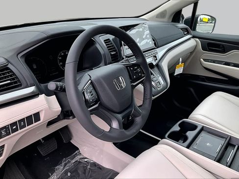 New 2026 Honda Odyssey EX-L image 8