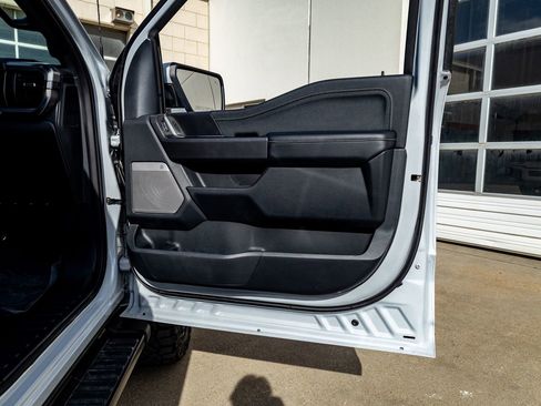 Used 2025 Ford F150 Lariat w/ Equipment Group 501A Mid image 36