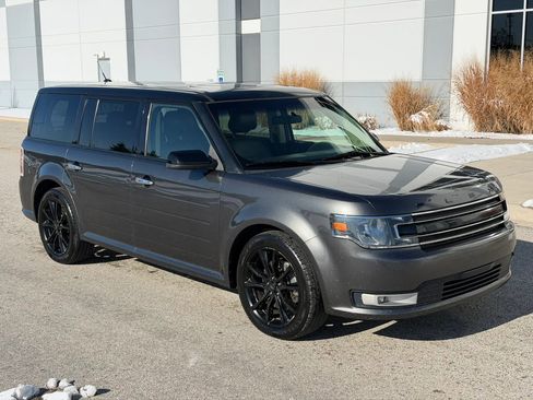 Used 2016 Ford Flex SEL w/ Equipment Group 202A FWD image 3