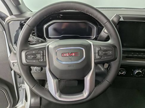Used 2024 GMC Sierra 1500 Elevation AWD/4WD image 18