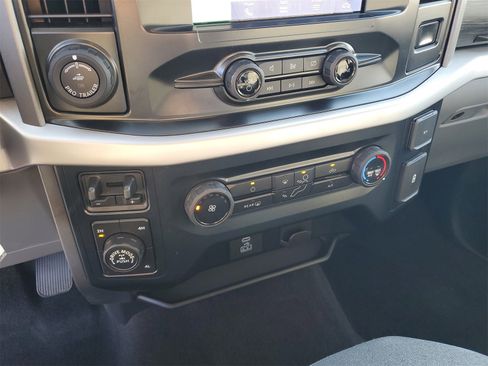Certified 2022 Ford F150 XLT w/ Trailer Tow Package image 23