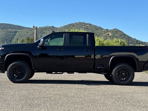 New 2026 Chevrolet Silverado 2500 ZR2 AWD/4WD image 7