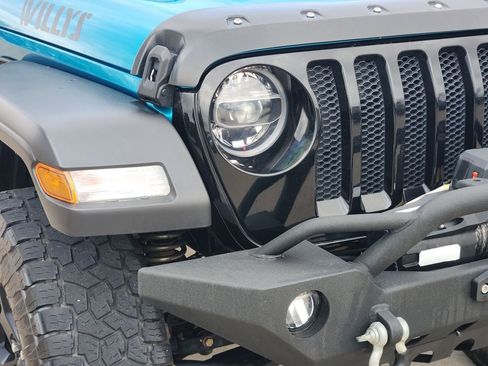 Used 2020 Jeep Wrangler Unlimited Sport image 9