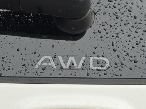 Used 2024 Honda CR-V EX-L image 7