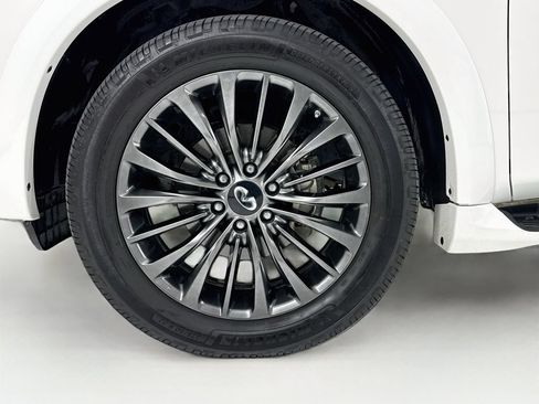 Used 2022 INFINITI QX80 Sensory w/ Cargo Package AWD/4WD image 34