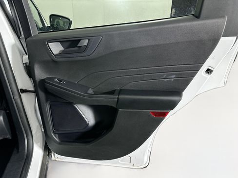 Used 2024 Ford Escape Active image 29