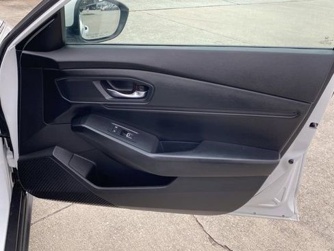 Used 2023 Honda Accord EX image 25