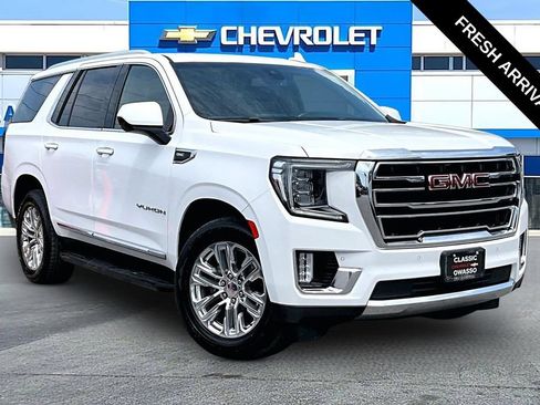 Used 2021 GMC Yukon SLT RWD image 1