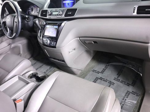 Used 2014 Honda Odyssey EX-L image 41
