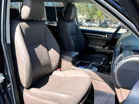 Used 2021 Lexus GX 460 Premium image 9