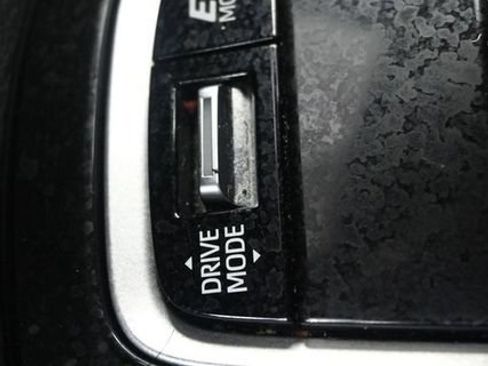 Used 2025 Toyota Corolla SE FWD image 31