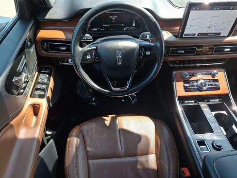 Used 2023 Lincoln Aviator Reserve w/ Equipment Group 201A AWD/4WD image 12