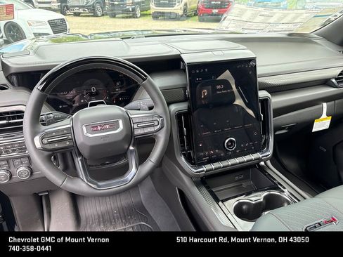 New 2026 GMC Yukon XL AT4 w/ AT4 Premium Plus Package AWD/4WD image 17