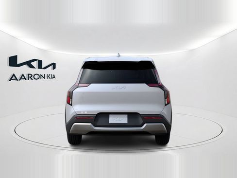 New 2026 Kia EV9 Light RWD image 5