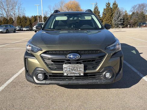 Used 2023 Subaru Outback Premium w/ Popular Package #1 image 2