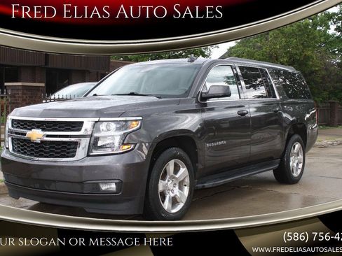 Used 2017 Chevrolet Suburban LT w/ Luxury Package AWD/4WD image 2