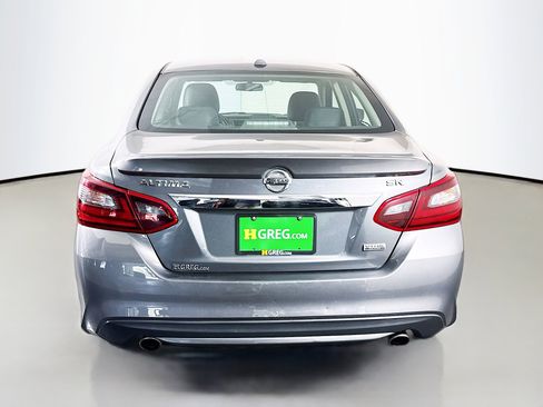 Used 2018 Nissan Altima 2.5 SR w/ SR Special Edition FWD image 8