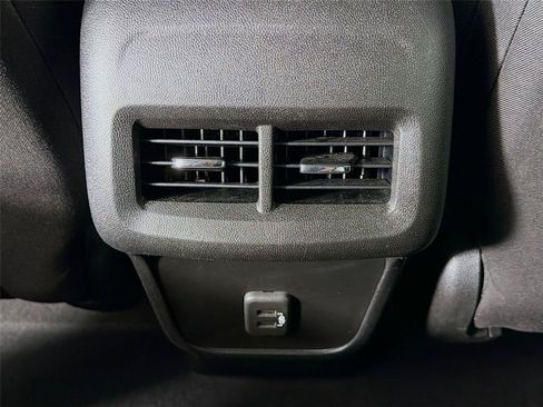 Used 2022 Chevrolet Equinox LS AWD/4WD image 27
