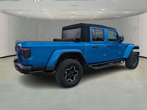 Used 2020 Jeep Gladiator Rubicon image 3