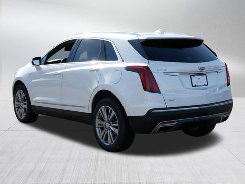 Used 2023 Cadillac XT5 Premium Luxury image 5