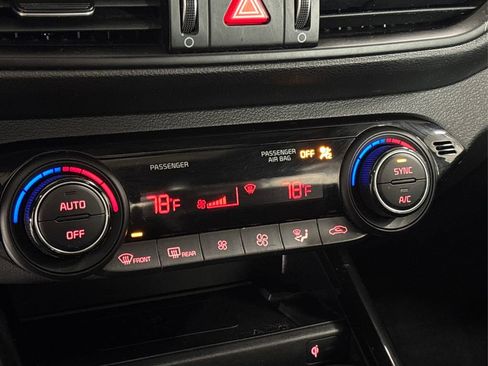 Used 2024 Kia Forte GT-Line w/ GT-Line Premium Package image 31