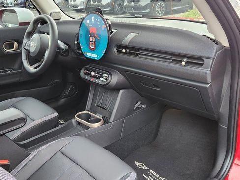 Used 2025 MINI Cooper S image 28