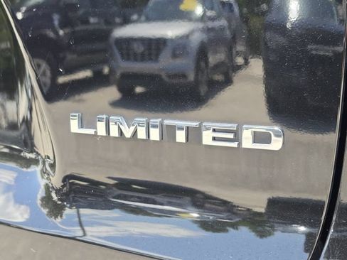 Used 2021 Jeep Cherokee Limited w/ Elite Package FWD image 41