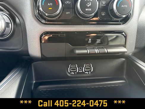 Used 2024 RAM 1500 Laramie AWD/4WD image 33