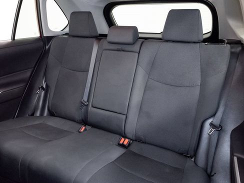 Used 2020 Toyota RAV4 LE FWD image 23