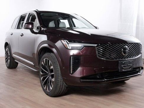 Used 2025 Volvo XC90 B6 Ultra w/ Protection Package image 3